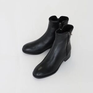 Stefano Gamba Leather Block Heel Pointed Toe Black Ankle Boots Made in Italy